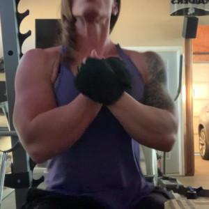 Video by musclemama1113 published on May 4,2023 22:16:00 - BestThots