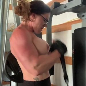 Video by musclemama1113 published on March 13,2023 12:52:00 - BestThots