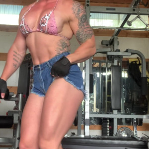 Video by musclemama1113 published on March 9,2023 09:10:00 - BestThots