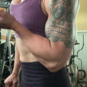 Video by musclemama1113 published on March 16,2023 08:07:00 - BestThots
