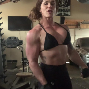 Video by musclemama1113 published on June 17,2023 12:58:00 - BestThots