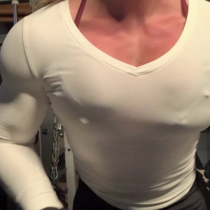 Video by musclemama1113 published on July 2,2023 10:44:00 - BestThots