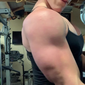 Video by musclemama1113 published on July 7,2023 05:51:00 - BestThots