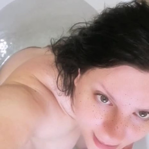 Video by lunaceileste published on May 23,2023 12:05:00 - BestThots