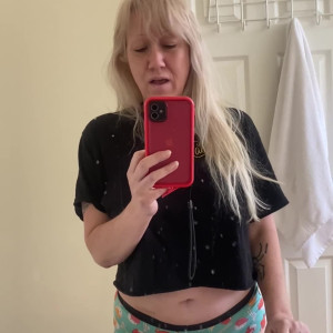 Video by alanaevansxxx published on April 4,2023 01:31:00 - BestThots