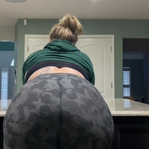 Video by therealvixenval published on March 23,2023 18:53:00 - BestThots