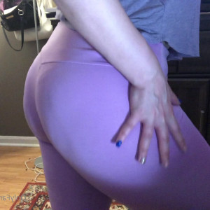 Video by therealvixenval published on March 14,2023 08:51:00 - BestThots