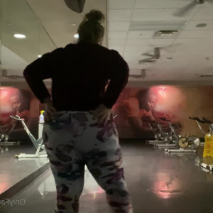 Video by therealvixenval published on March 9,2023 10:32:00 - BestThots