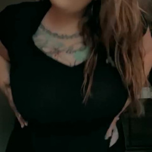 Video by therealvixenval published on April 29,2023 03:28:00 - BestThots