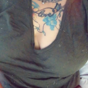 Video by therealvixenval published on April 18,2023 12:00:00 - BestThots