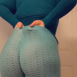 Video by therealvixenval published on April 26,2023 11:44:00 - BestThots